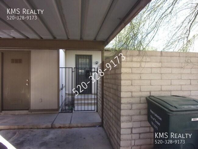 Foto del edificio - 591 W Redondo Dr