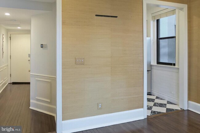 Foto del edificio - 520 E St NE