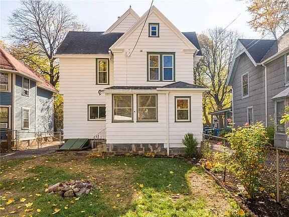Foto principal - 170 Linden St