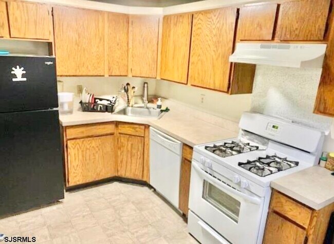 Foto del edificio - 118 Sussex Pl