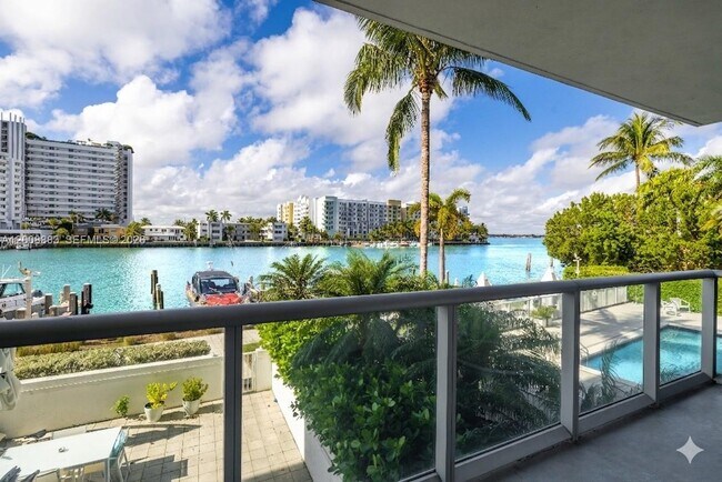 Foto del edificio - 7928 East Dr