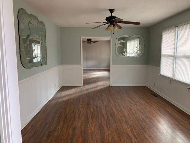 Foto del edificio - 3 Bedrrom 2 Bath Home Located in Lake Park, GA