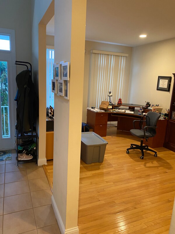 Foto del edificio - 347 Summerhill Dr