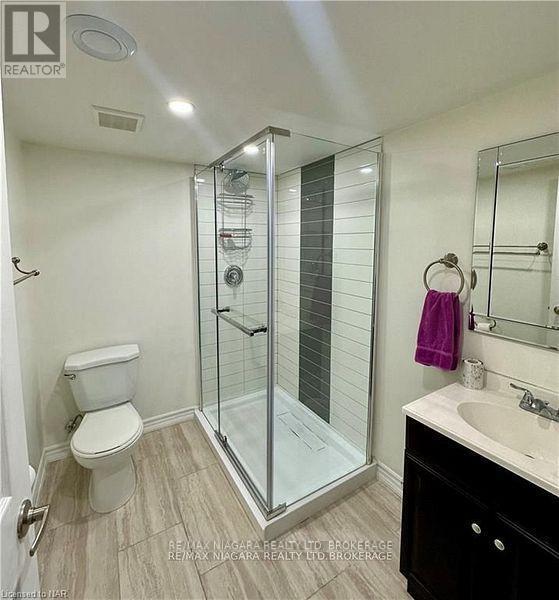 Building Photo - 18 Philmori Blvd