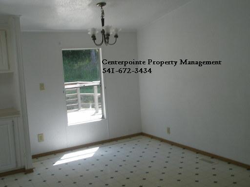 Foto del edificio - 3 Bedroom DW/MH in Country Setting