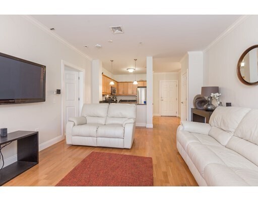 Foto principal - 35 Commonwealth Avenue