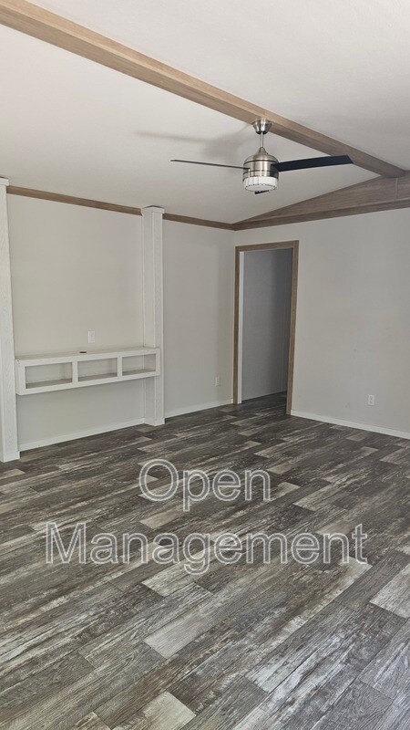 Building Photo - 356 Bayhead Dr