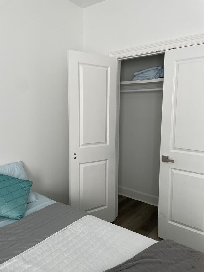 Photo - 415 Bedford Dr Townhome