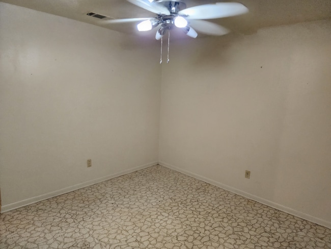 Building Photo - 1157 4th