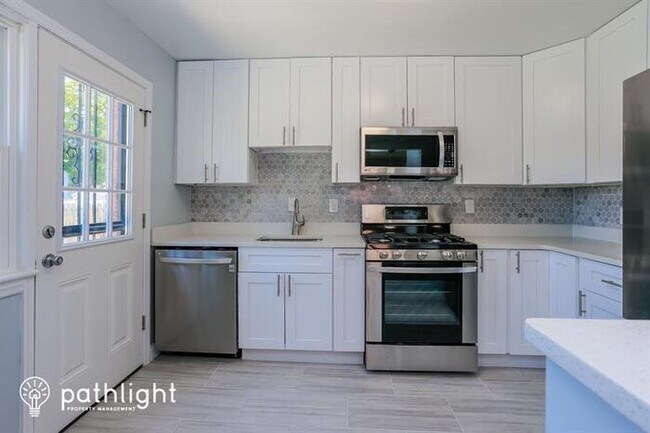Building Photo - 4104 Atmore Place, Temple Hills, MD, 20748