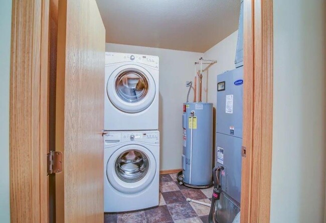Interior Photo - Corner View Apartments