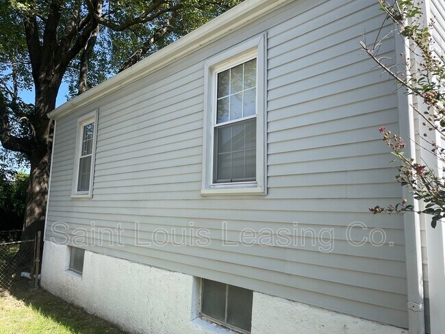 Building Photo - 1205 Nectar Dr