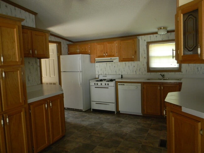 Building Photo - 72 Jenni Ln
