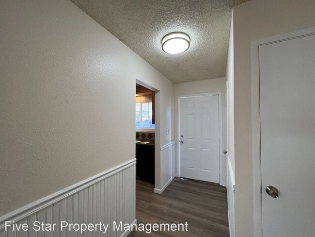Building Photo - 3 br, 2 bath House - 1513 Mount Vernon Dr.
