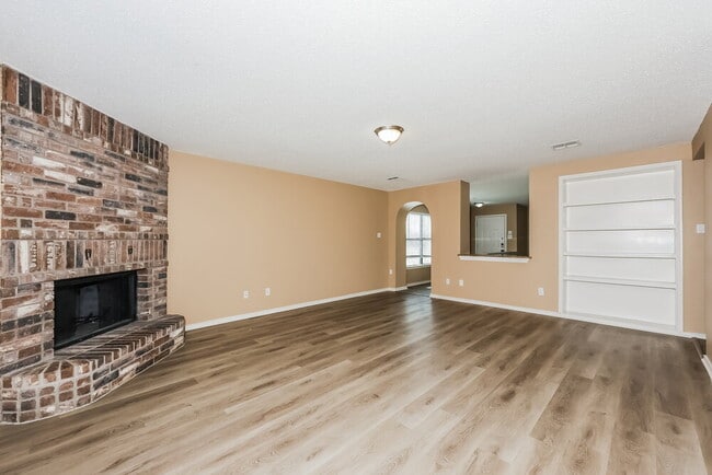 Building Photo - 3505 Chapel Pointe Trail