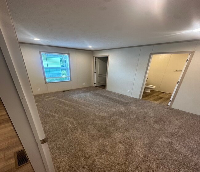 Foto del edificio - 7519 Dorr St