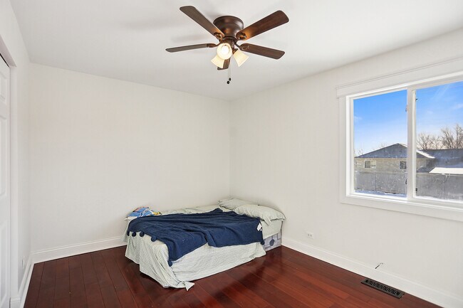 Foto del edificio - 5747 Allemong Dr