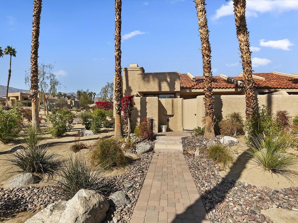 73426 Irontree Dr, Palm Desert, CA 92260 Townhouse for Rent in Palm