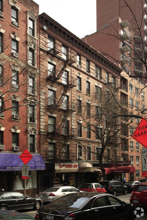 Foto del edificio - 235 E 84th St