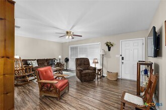 Building Photo - 2052 Gruene Rd