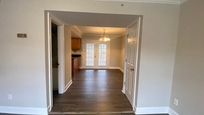 Building Photo - 22 Villa Ct SE