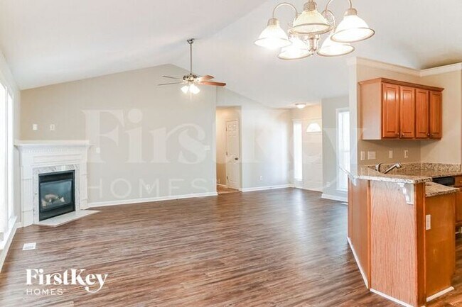 Building Photo - 7113 Spanglers Spring Way