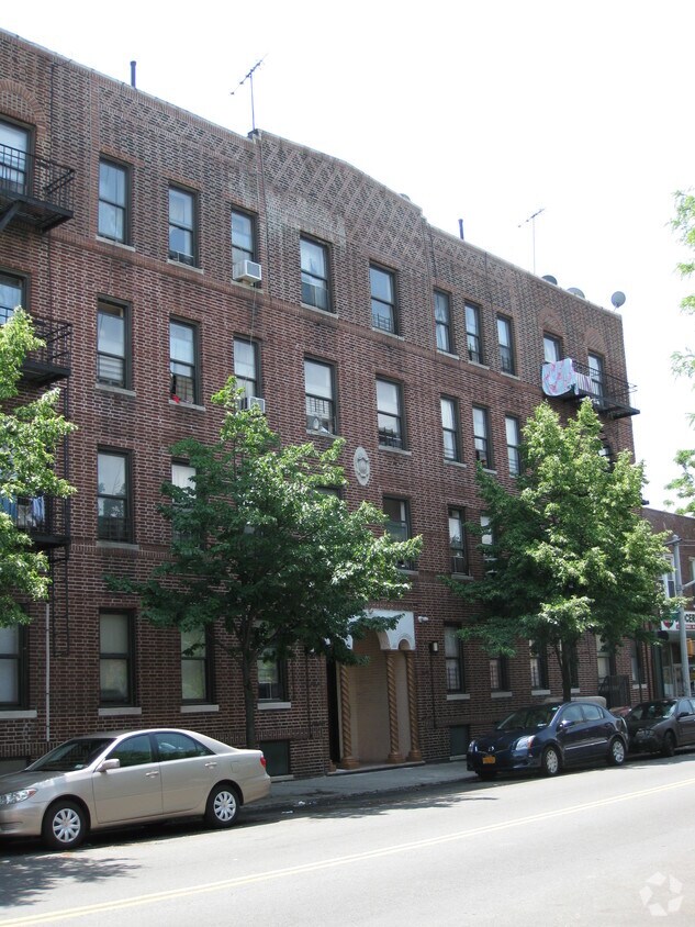 Building Photo - 334 Foster Ave