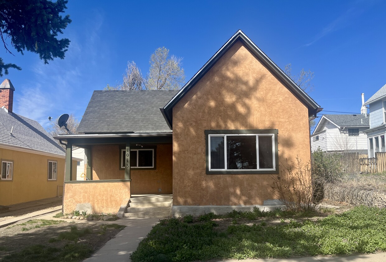 Building Photo - 1013 Arizona Ave