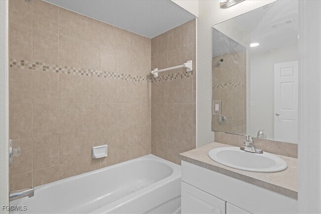 Foto del edificio - 1529 SW 15th Pl