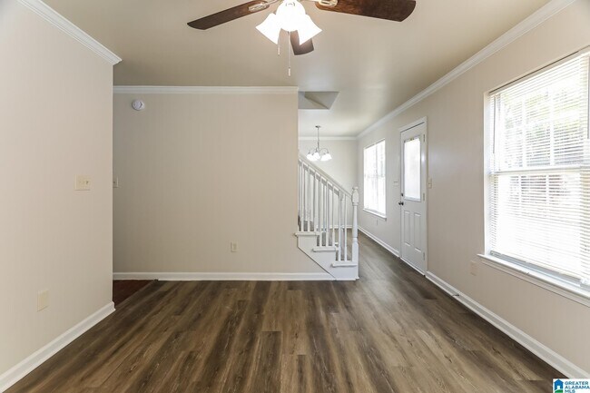 Foto del edificio - 232 Meriweather Ln