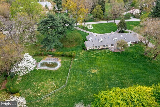 Foto del edificio - 828 Merion Square Rd