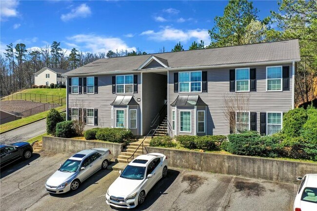 Building Photo - 300 Stonehaven Cir