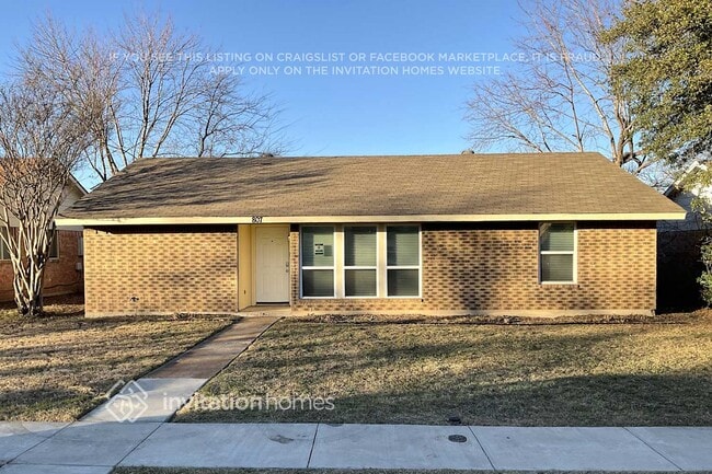 Building Photo - 807 Grassy Glen Dr