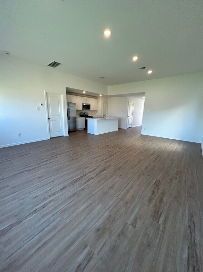 Building Photo - 21563 Casavatore Dr