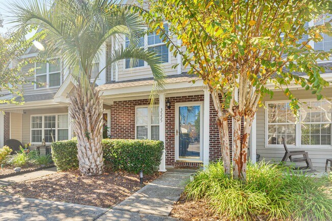 Foto del edificio - 3555 Crepe Myrtle Ct