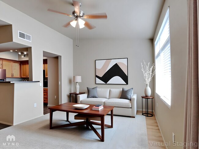 Foto del edificio - 280 S Evergreen Rd