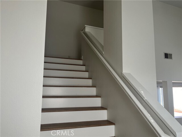 Foto del edificio - 951 Primrose Ln