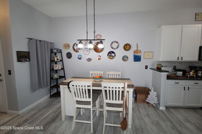 Building Photo - 4056 Meander Pl