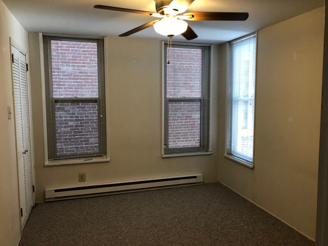 613 Main St, Royersford, PA 19468 Apartments in Royersford, PA