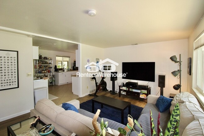 Building Photo - 1405 Abilene Dr
