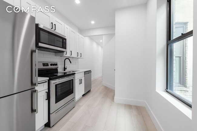 Foto del edificio - 34-32 43rd St