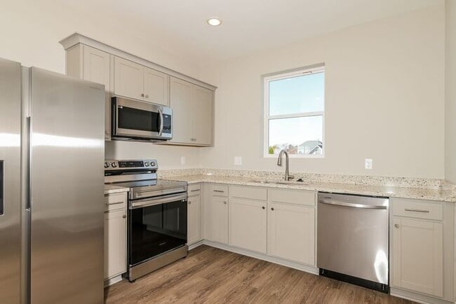 Building Photo - 1926 Addi Ln