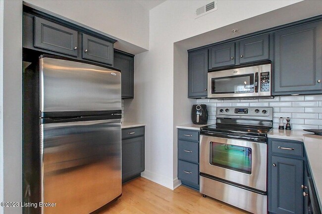 Foto del edificio - 10605 Meeting St