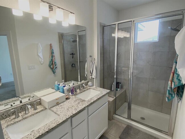 Foto del edificio - 11312 Gadsen Ln