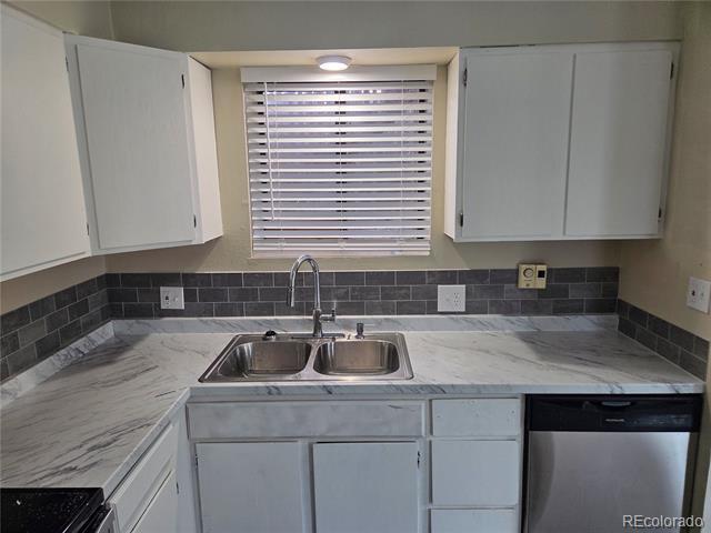 Foto del edificio - 360 S Wolff St