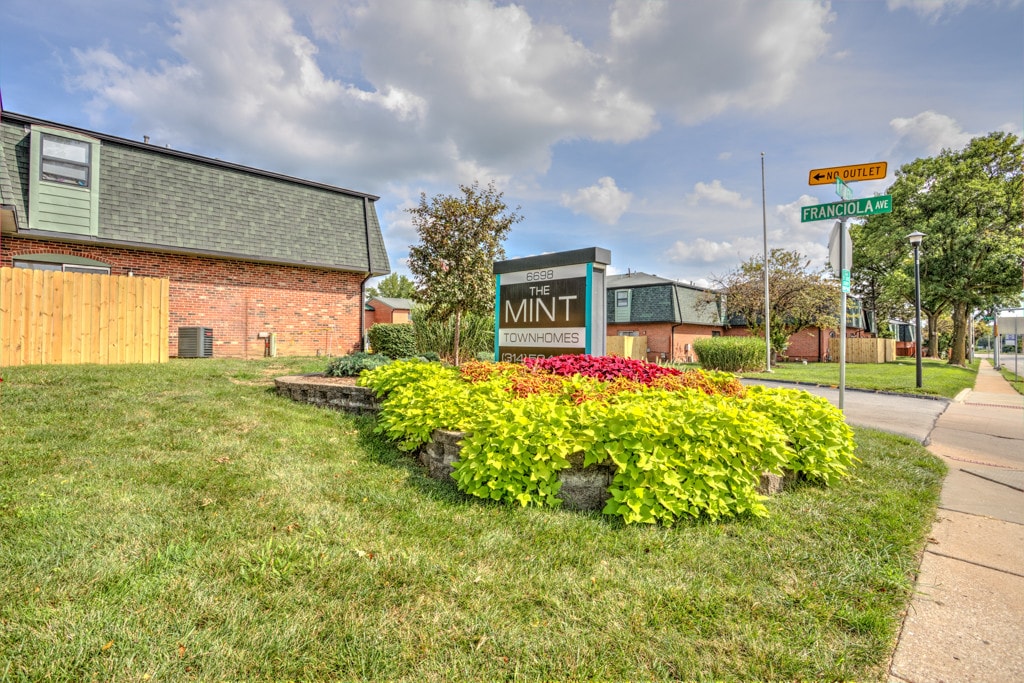 The Mint Townhomes Saint Louis, MO