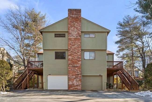Building Photo - 93 Spyglass Hill Dr