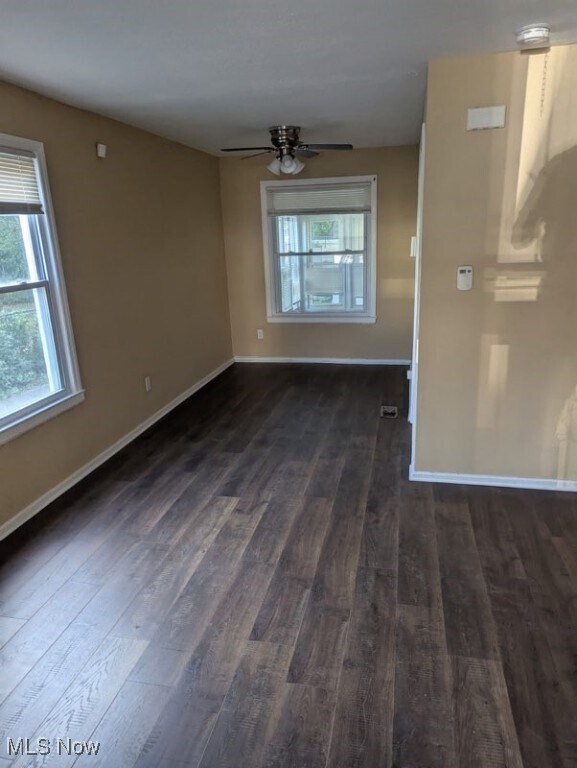 1542 E 256th St Euclid, OH 44132 – photo 5