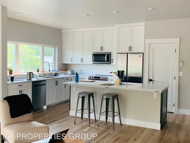 Foto del edificio - 2 br, 2 bath House - 760 Ivy St.