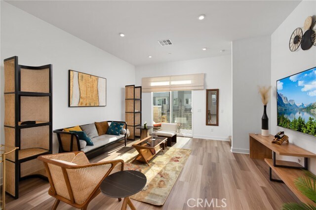 Foto del edificio - 1410 S Urbana St